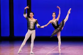 中芭建团65周年又添一位男首席！图片