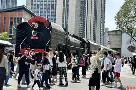 “五一”假期成都接待游客超1461万人次，这些新潮玩法火爆出圈图片