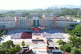 “豪华名师天团”进驻阳西！广东二师阳西教育集团开学图片