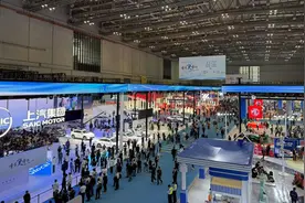 消费新观察｜上海车展“众生相”：拍照的外国人，缺席的豪华品牌图片