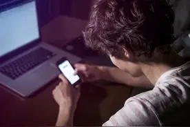 澳拟提高青少年使用社交媒体年龄限制，“正评估年龄验证技术可行性”图片