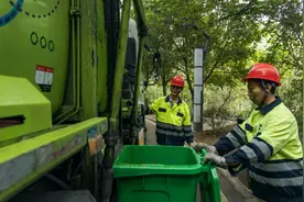 重庆南川区：创新开展“净桶行动+挂桶服务” 助力废弃食用油脂源头治理图片