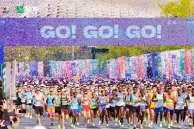 大连马拉松部分奖牌未现场颁发，组委会：物流运输原因所致，改邮寄图片