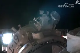 320秒回顾神舟十九号回家精彩瞬间图片