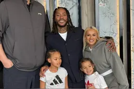 罗斯晒一家人与姚明合照：我们在场上打过的 感谢你的认可与爱图片