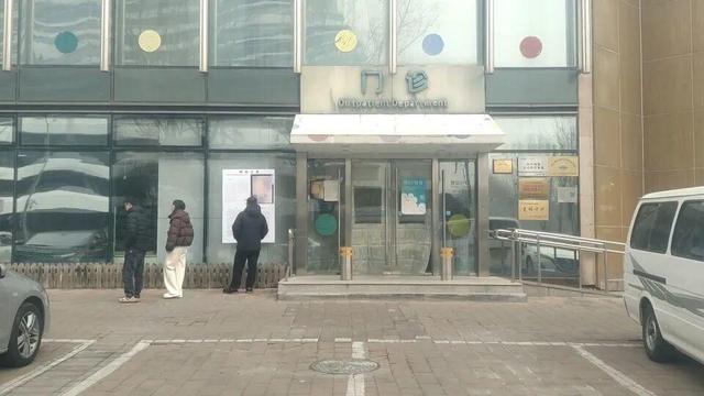 李亚鹏称嫣然医院被“翻倍涨租金	” ，房东回应：他是受益方，我们就像东郭先生