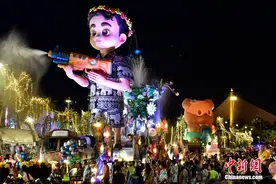 泰国启动 “2025玛哈世界泼水节” 庆祝活动图片