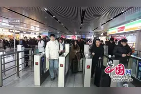 擦亮双眼，抢票软件的 “套路” 与真相图片
