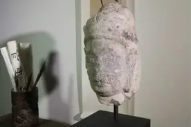 15岁初中生购得青石佛头全网寻“主”：如确认文物出处，将无偿捐赠图片