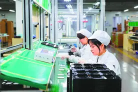 三千员工坚守 产线一天不停 兰溪新能源企业新春赶订单图片