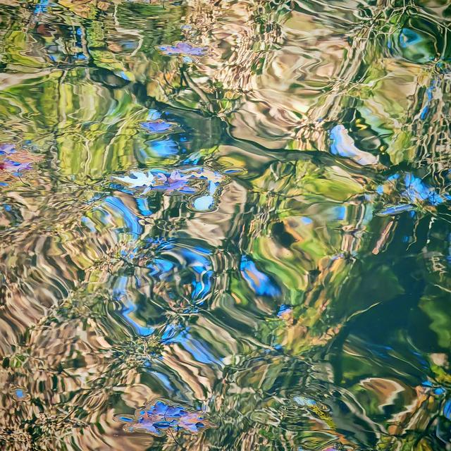 北京颐和园：斑斓涟漪胜似山水画卷