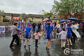 两岸媒体广西行：文旅融合乡村富，百年鹏垌焕新颜图片