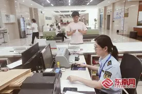 全省首创！南安交通运输窗口推行“无感续证”服务新模式图片