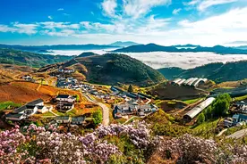 【正风反腐在身边】四川大凉山的今昔绘图片