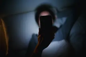 助眠直播：是软色情“擦边球”，还是“电子安眠药”？图片