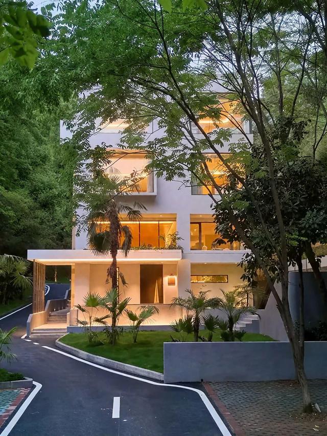 烟火不远，森林很近！在上饶云碧峰，找到一处“森呼吸”的栖息地