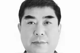 痛别战友！发现异常，他本能地冲了上去！图片