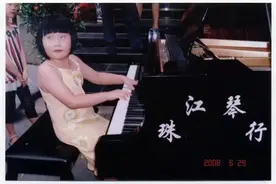 杭州女大学生一开口惊艳全网！但她刚出生时，妈妈觉得“天塌了”图片