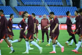 阿兰未随队出征，国足头牌武磊将复出 韩媒：韩国队将派出最强首发图片