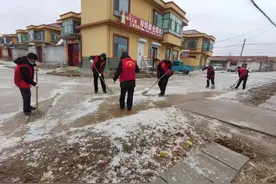 闻雪而动，临沂市莒南县壮岗镇多措并举开展清雪除冰工作图片