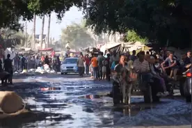 加沙地带10月龄婴儿因脊髓灰质炎面临瘫痪图片