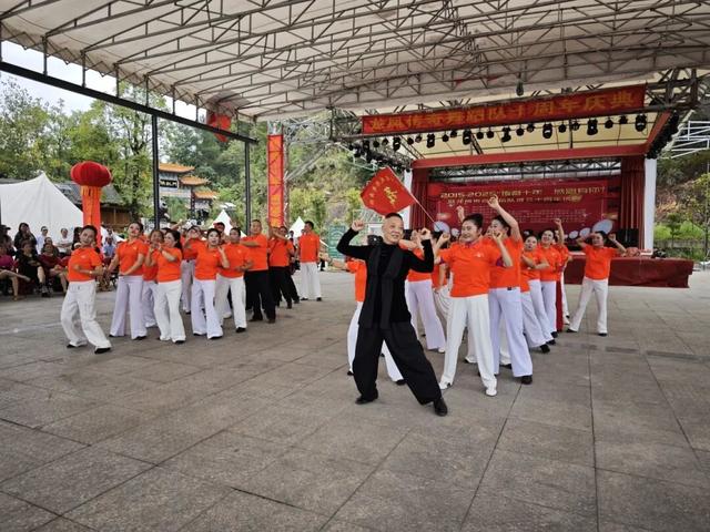 国庆中秋22.64万人次游龙山，只是预热！第四届湘西州旅发大会，邀您再相逢