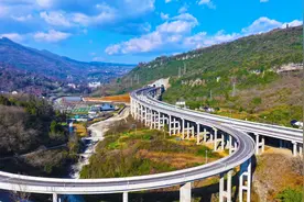 6月27日零时！武隆（渝黔界）至道真高速公路正式通车运营图片