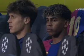 表现一般，亚马尔被替换下场后在替补席表情不太满意😕图片