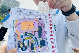 ​13分14秒跑出大爱心！高三“最后一课”的仪式感，是老师与学生的双向奔赴图片