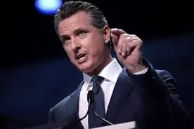 洛杉矶将成非法移民“庇护城市”，加州州长坚持对抗特朗普，剑指2028年大选图片