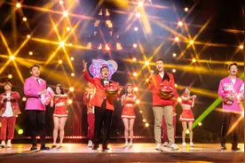 SMG主持人到底多有才？《我和春天有个约会》唱响“海派年味”丨锦绣中国年图片
