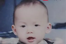 40岁男子上门叫爸爸，“悬赏千万寻子”父亲发声：我才51岁图片