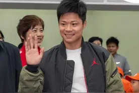 十五运倒计时一周年！“亚洲飞人”苏炳添亮相校园分享励志故事图片