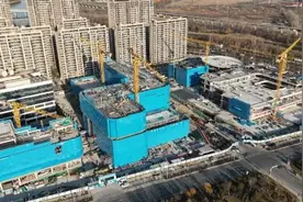 济南医院迁建项目主体建筑结构全部封顶图片