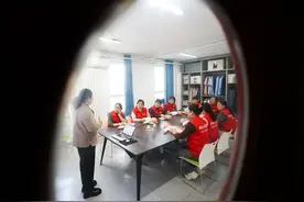 42岁“北漂”，她们的奋斗与牵挂图片