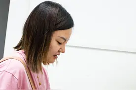 大学生自主创业开洗衣洗鞋店图片