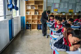 贵州水城：高海拔农村学校孩子温暖过冬图片