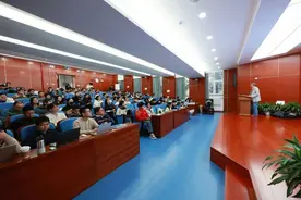 “同学们，这是我在北大的最后一堂课”图片