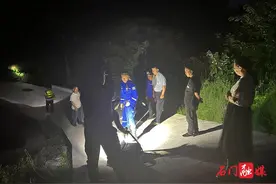 石门：老人深山失联,社区全力救援图片