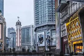 关注丨重庆解放碑“五一”消费热度全国第一！图片