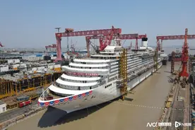 部署于广州、以广州命名的“爱达·花城号”邮轮开始内装了图片