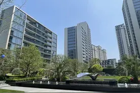 和品刚交付就有上百套房源待上架！房东想卖7万5，你觉得呢图片