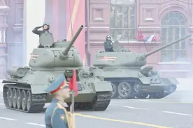 《环球时报》记者直击莫斯科红场阅兵，近距离观摩俄主战装备，现场感受当地民众热情图片