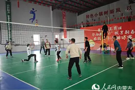 聚焦2025内蒙古两会 ｜ 报告中提到的“草原村排”有多“燃”？图片