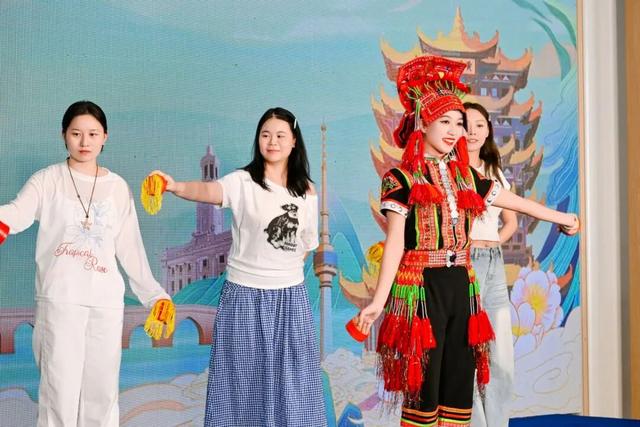 武汉伢，红河邀你来北纬23°享受旅居生活！