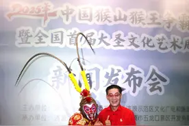 六小龄童回应“孙悟空林黛玉跨时空CP”：挺有意思，如果两人谈婚论嫁生孩子，就不合适图片