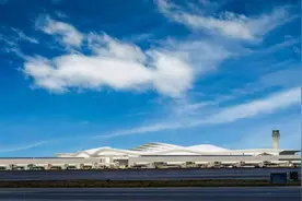 乌鲁木齐天山国际机场北航站区正式试运行图片