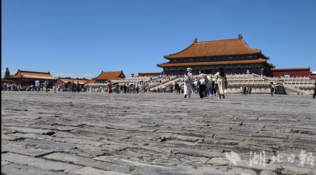 寻访抗战胜利受降点②丨故宫：太和殿前缴倭刀 十万吼声震寰宇