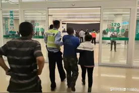 急！男子手被玉米收割机绞伤，东昌府交警紧急救助图片