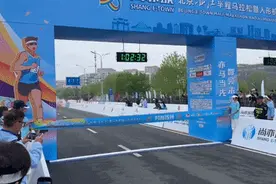 2025北京亦庄半马男女冠军诞生！图片